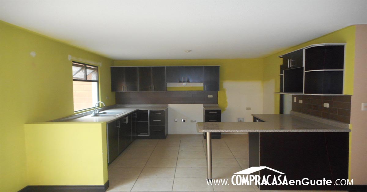 Venta de Casa o Casas, Terrenos, Propiedades, Apartamentos, Inmuebles en Guatemala, zona 11, zona 7, zona 2, zona 18, zona 16, Mixco, Carretera Al Salvador, Fraijanes, Santa Catarina Pinula, Antigua Guatemala, Villa Nueva, Villa Canales, San Miguel Petapa - Venta o Alquiler de Casas En Guatemala